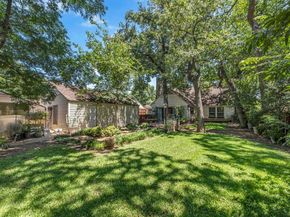 1531  Cedar Hill Avenue , Dallas Texas 75208