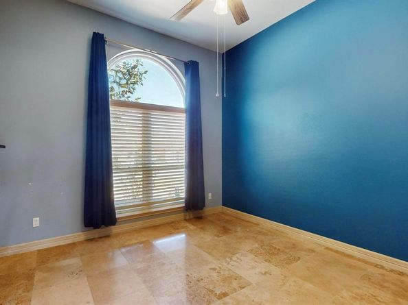 622  Meadowcrest Drive , Highland Village Texas 75077