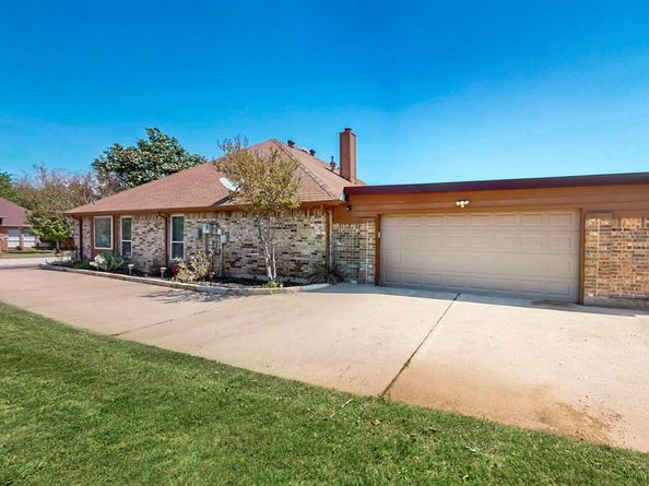 622  Meadowcrest Drive , Highland Village Texas 75077