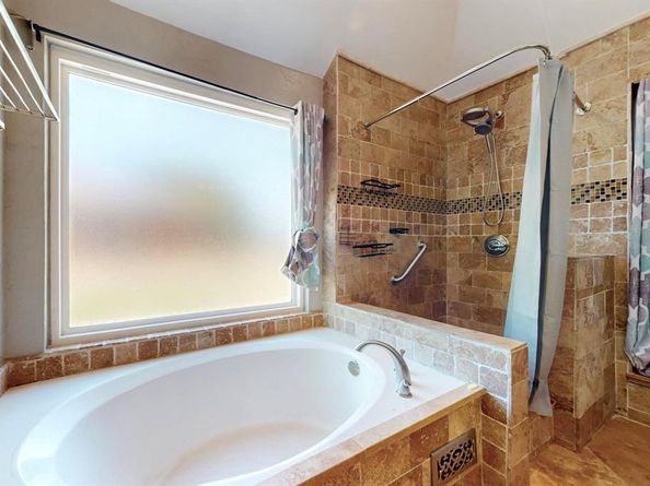 622  Meadowcrest Drive , Highland Village Texas 75077