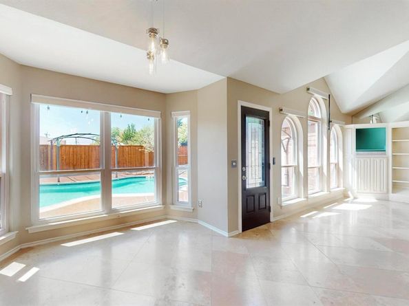 622  Meadowcrest Drive , Highland Village Texas 75077