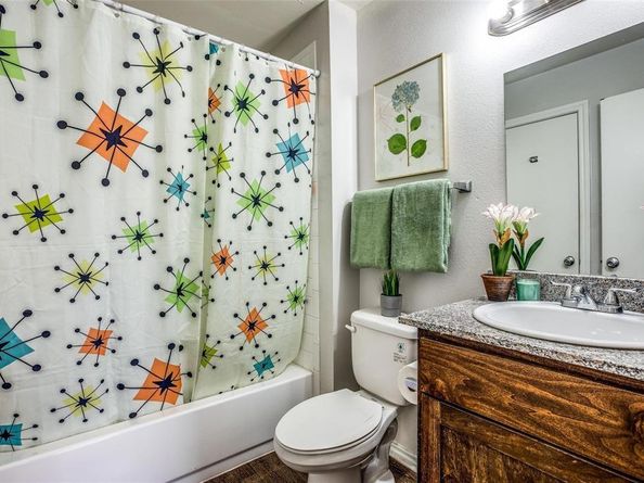 9837  Walnut Street  201, Dallas Texas 75243