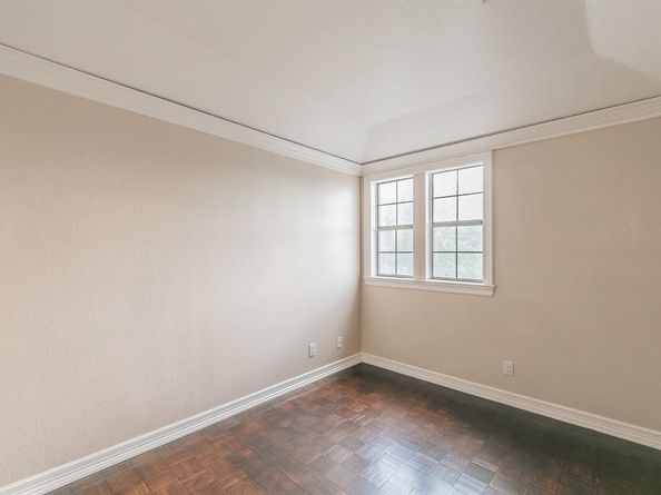 4346  Macarthur Avenue , Highland Park Texas 75209