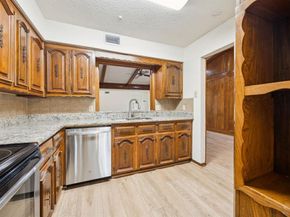7641  Dentcrest Drive , Dallas Texas 75254