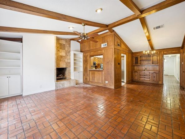 7641  Dentcrest Drive , Dallas Texas 75254