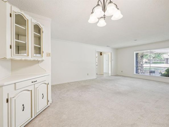 7641  Dentcrest Drive , Dallas Texas 75254