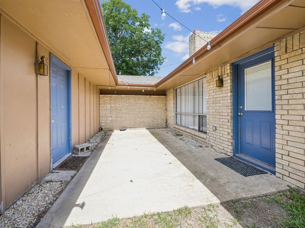 7641  Dentcrest Drive , Dallas Texas 75254