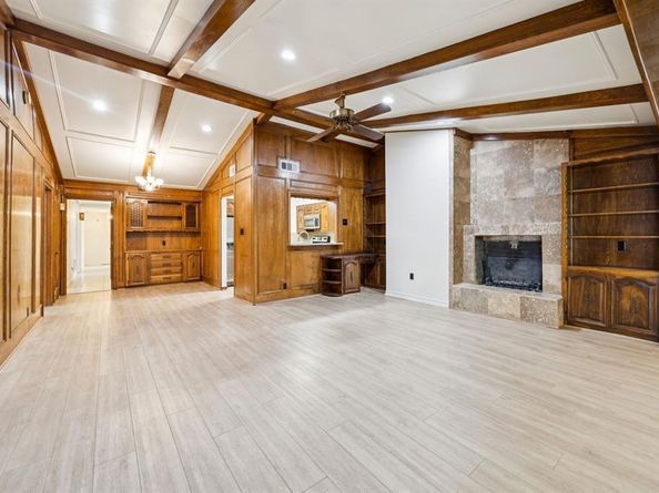 7641  Dentcrest Drive , Dallas Texas 75254