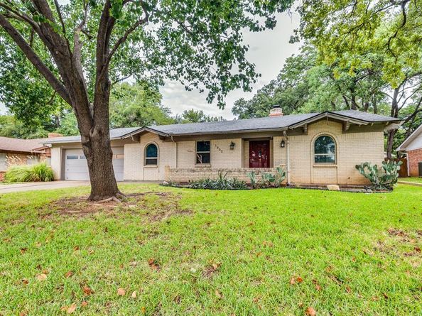 1332 W Redbud Drive , Hurst Texas 76053