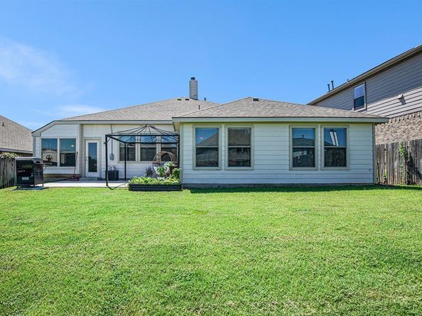 1028  Hickory Bend Lane , Fort Worth Texas 76108
