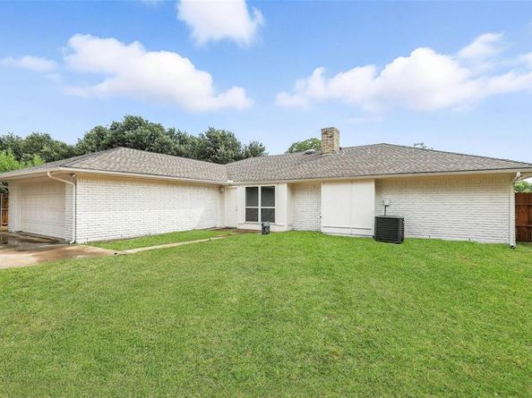 6916  Winchester Place , Fort Worth Texas 76133