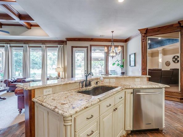 6251  Paper Shell Way , Fort Worth Texas 76179