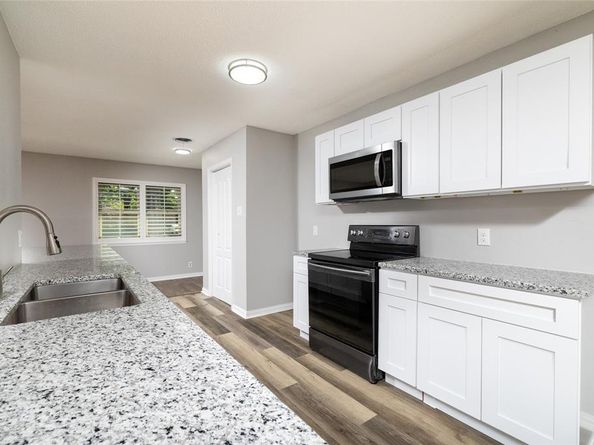 637  Post Oak Drive , Hurst Texas 76053