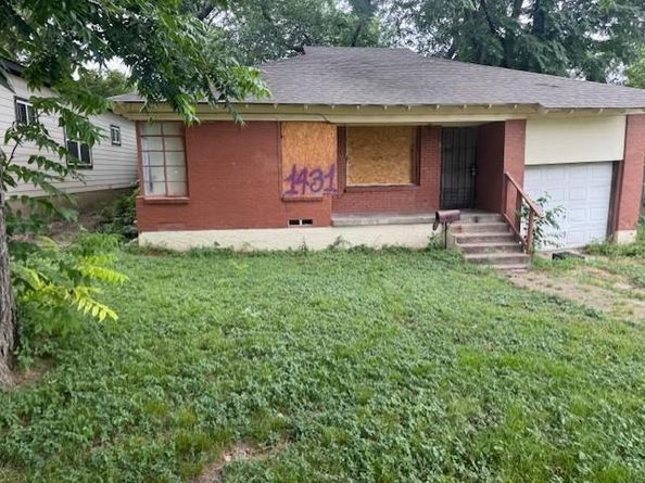 1431  Carson Street , Dallas Texas 75216