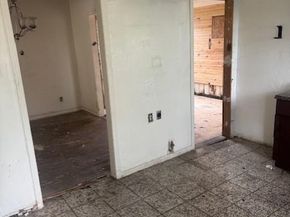 1431  Carson Street , Dallas Texas 75216
