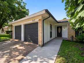 205  Volunteer Drive , Arlington Texas 76014