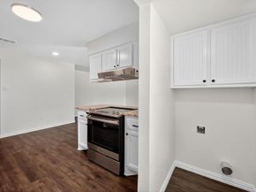 205  Volunteer Drive , Arlington Texas 76014