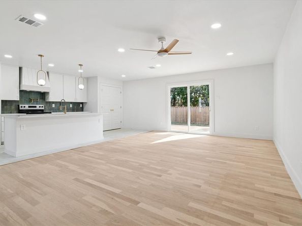 536  Windsor Drive , Allen Texas 75002