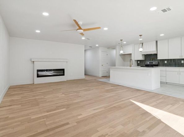 536  Windsor Drive , Allen Texas 75002