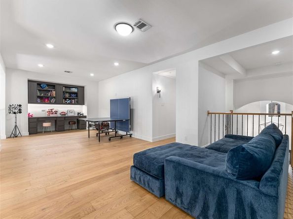 2224  Grey September Street , Celina Texas 75009