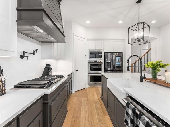 2224  Grey September Street , Celina Texas 75009