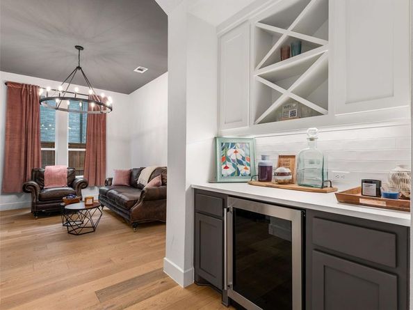 2224  Grey September Street , Celina Texas 75009