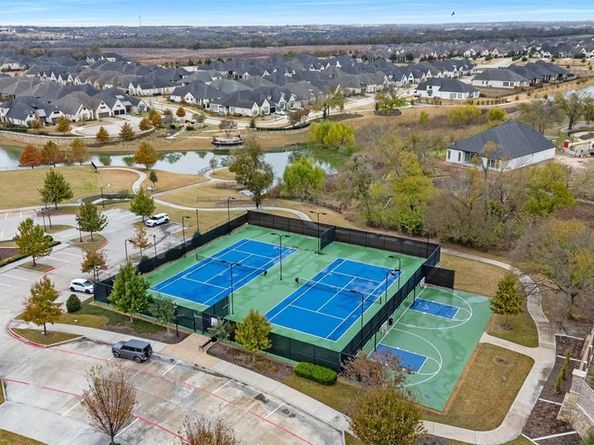 2224  Grey September Street , Celina Texas 75009