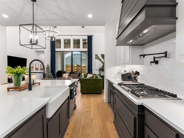 2224  Grey September Street , Celina Texas 75009