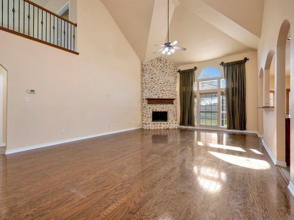 2727  Gillespie Court , Grand Prairie Texas 75052