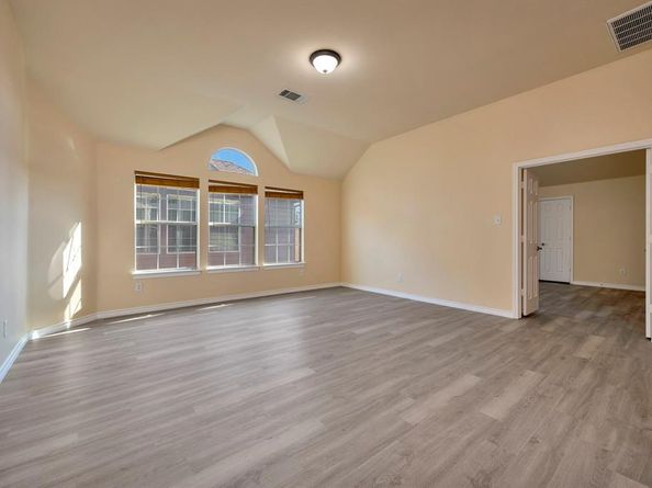 2727  Gillespie Court , Grand Prairie Texas 75052