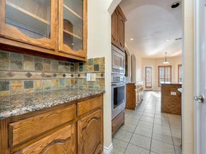 2727  Gillespie Court , Grand Prairie Texas 75052