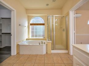 2727  Gillespie Court , Grand Prairie Texas 75052