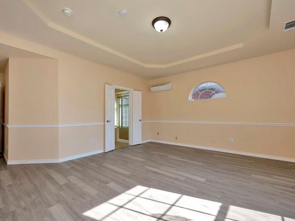 2727  Gillespie Court , Grand Prairie Texas 75052