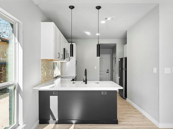 1203  Forester Drive , Dallas Texas 75216