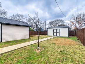 713 S Willomet Avenue , Dallas Texas 75208
