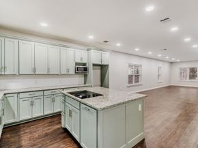 713 S Willomet Avenue , Dallas Texas 75208