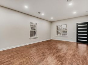 713 S Willomet Avenue , Dallas Texas 75208