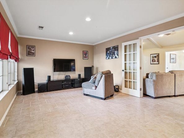 4005  Kerr Circle , Farmers Branch Texas 75244