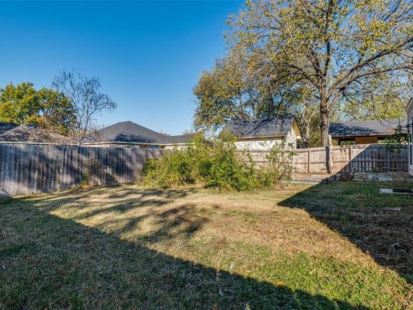 4019  Soloman Drive , Dallas Texas 75212