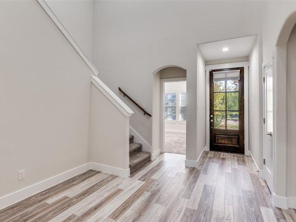 4019  Soloman Drive , Dallas Texas 75212