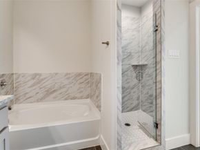 4019  Soloman Drive , Dallas Texas 75212