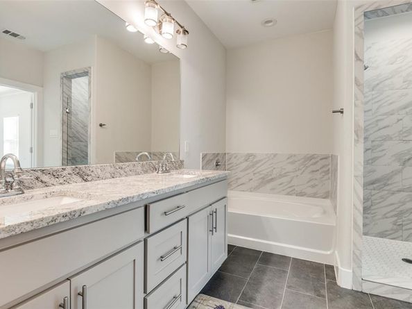 4019  Soloman Drive , Dallas Texas 75212