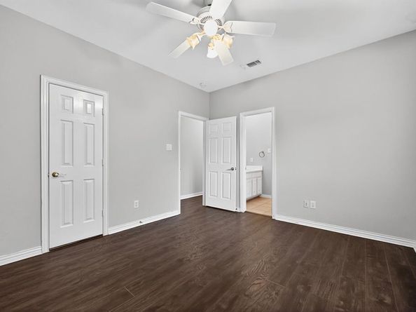 4212  Spyglass Hill Lane , Irving Texas 75038