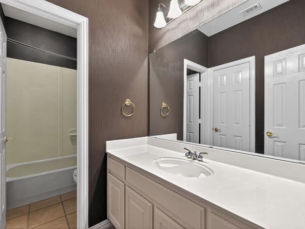 4212  Spyglass Hill Lane , Irving Texas 75038