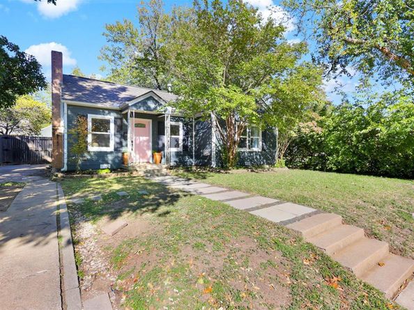 3804  Pershing Avenue , Fort Worth Texas 76107