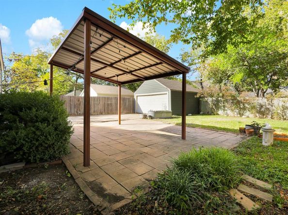 3804  Pershing Avenue , Fort Worth Texas 76107