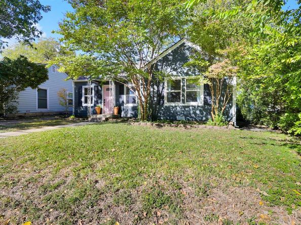 3804  Pershing Avenue , Fort Worth Texas 76107