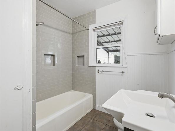 3804  Pershing Avenue , Fort Worth Texas 76107