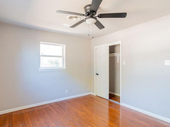 4200  Kenwood Court , Fort Worth Texas 76103