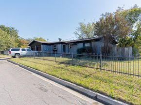 4200  Kenwood Court , Fort Worth Texas 76103